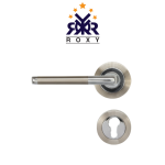 مقبض باب بلون فضي بتصميم معدني مزدوج وجودة عالية بسعر منافس