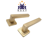 مقبض باب ذهبي مطفي بتصميم مستطيل عصري وجودة عالية