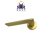 مقبض باب ذهبي بتصميم عصري مطفأ